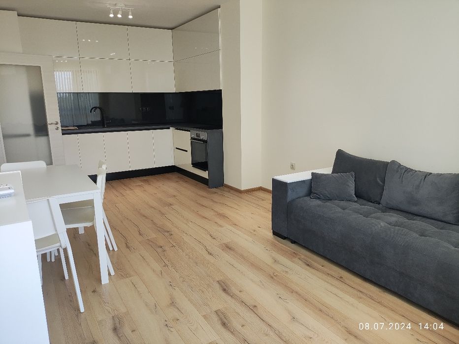 Дава се под наем Двустаен апартамент в Варна, м-т Зеленика - 60 кв.м за 700 € - Снимка #5