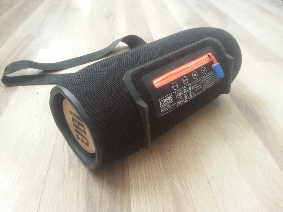 магнитафон Panasonic и колонка блютуз JBL все отлично работает.