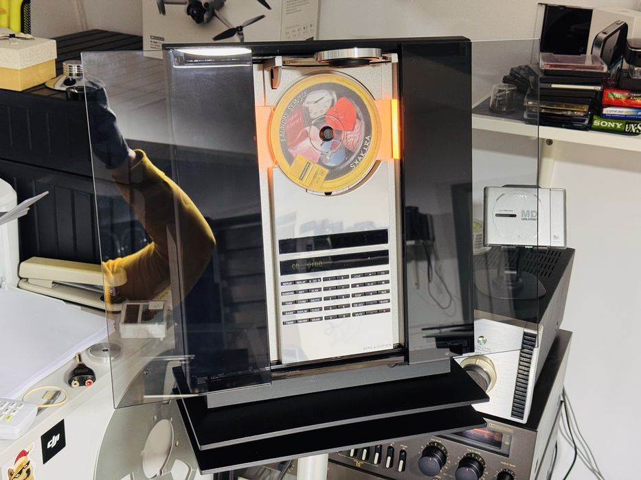 Cd-player/sistem audio Bang&Olufsen Beosound 3000-telecomandă,stativ !