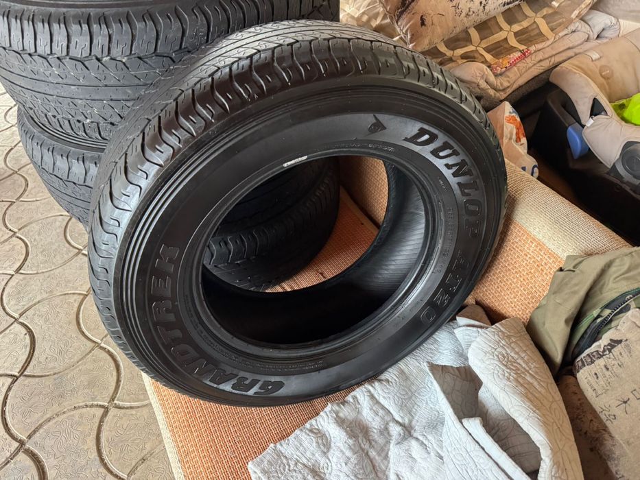 Летние шины 275/65/17 Dunlop