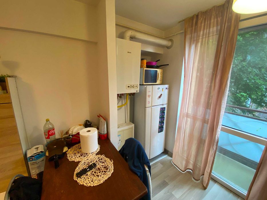 Se inchiriaza apartament 33 mp , etaj 1,  disponibili la telefon i dupa 15,30 Str. Masinii nr.3