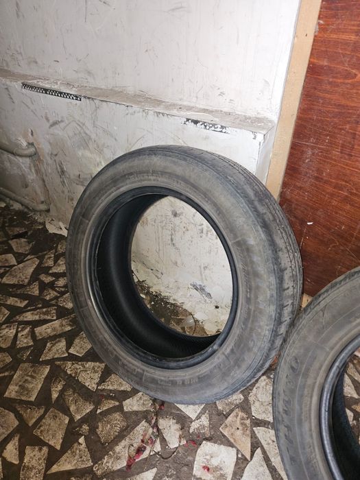 Шины б/у 215/60 R17