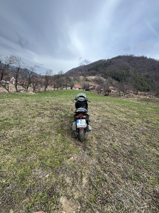 Scuter aprilia leonardo ST 250cc