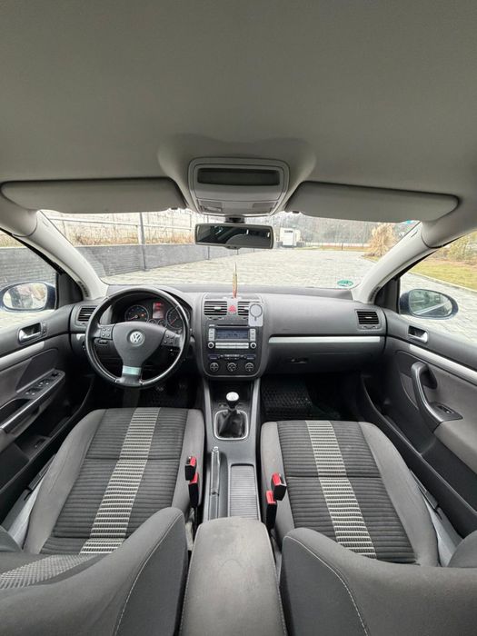 VOLKSWAGEN Golf Sportsvan 2004 — imagine 5