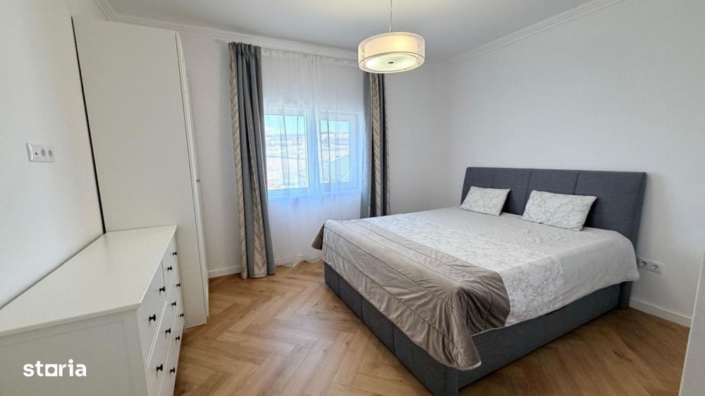 Casa in Corusu - mobilier personalizat si teren de 725mp