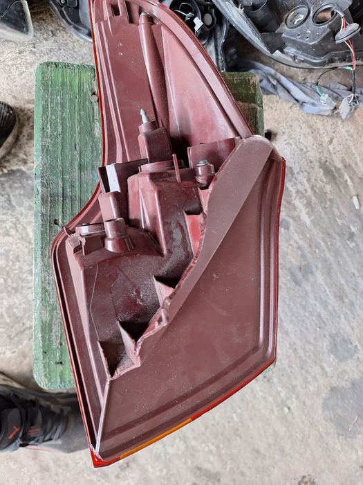 Ляв стоп за Toyota Rav 4 2015