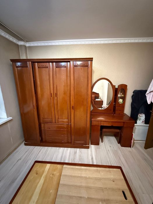 Спальный гарнитур