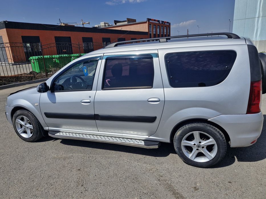 Пойыздағы нудистер