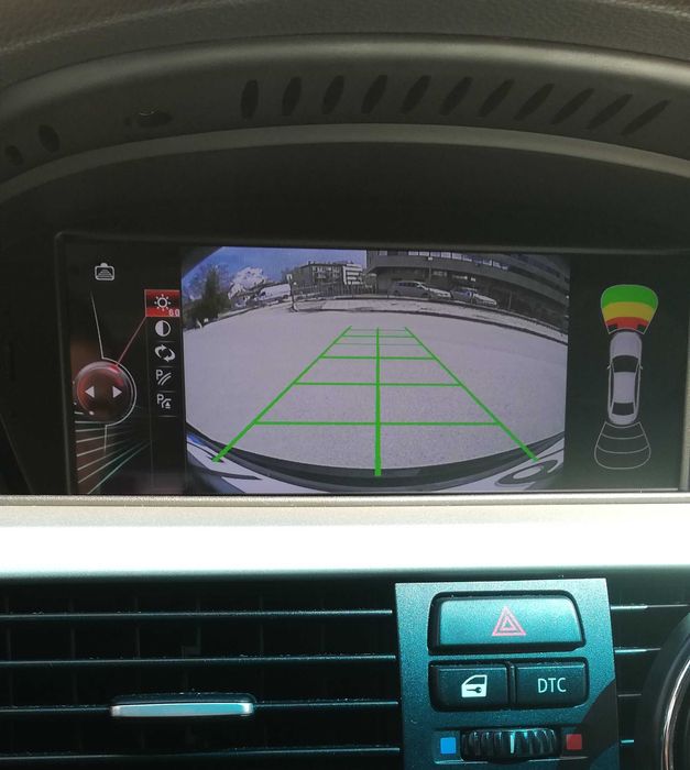 Универсална камера за предно задно виждане AUDI BMW Mercedes и др.