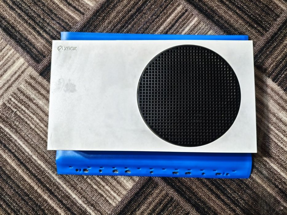 Игровая консоль Xbox series s