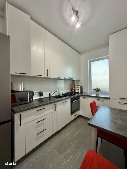 Apartament cu 3 camere, decomandat, etaj 1 - Chisoda