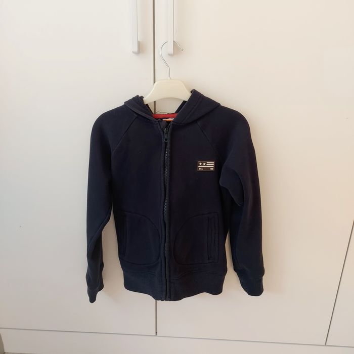 Обувь, школьная одежда для мальчика 7,8 лет.