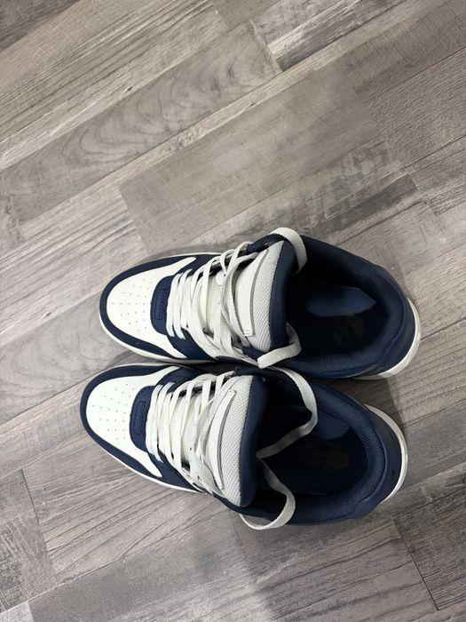 Off-White out off office