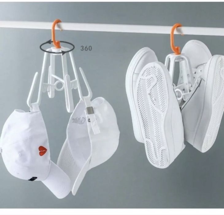 Вешалка для кепок