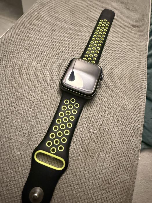 Apple Watch 4, 44m GPS