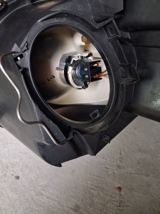 Оригинални немски ксенон фарове за Ауди А3