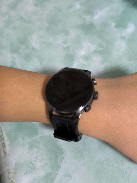 Часы электронные сенсорные