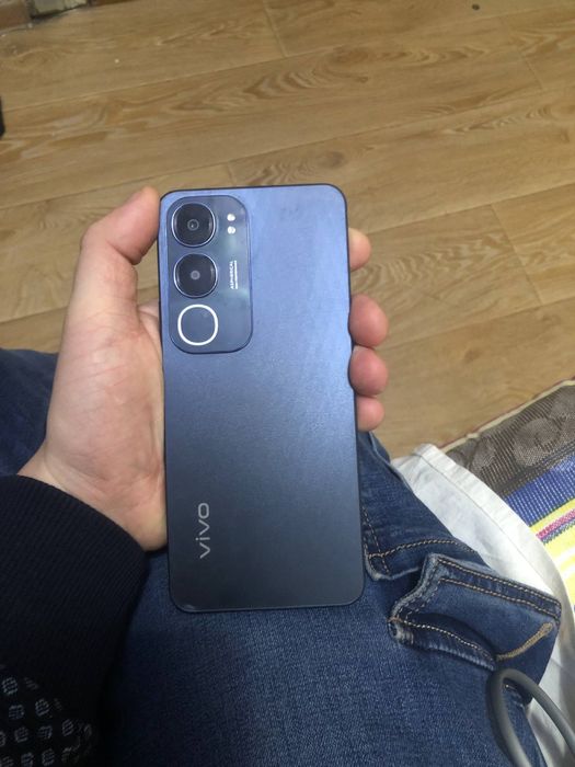 Продам VIVO Y19S