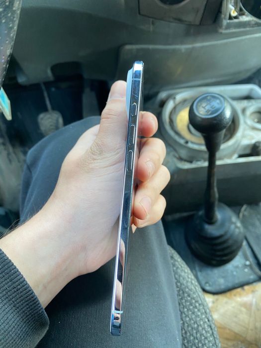 Продам iPhone 17 air