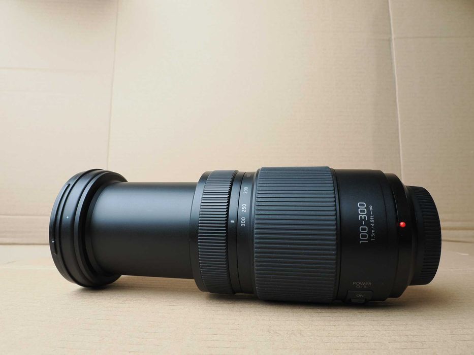 Panasonic Lumix 100-300mm f/4-5.6 II Power O.I.S. – stare impecabilă