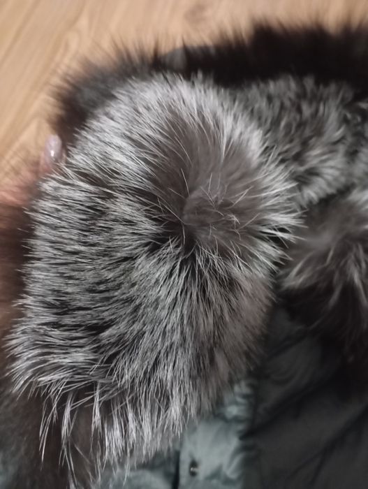 Зимно яке с яка сребърна лисица