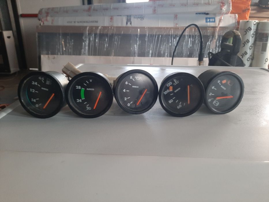 Ceasuri  de bord iveco