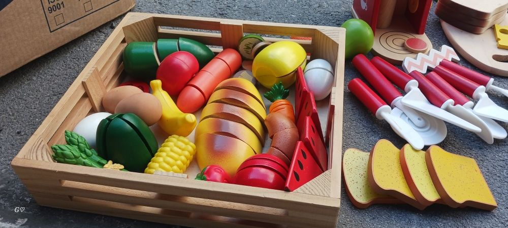 Огромен комплект дървени играчки