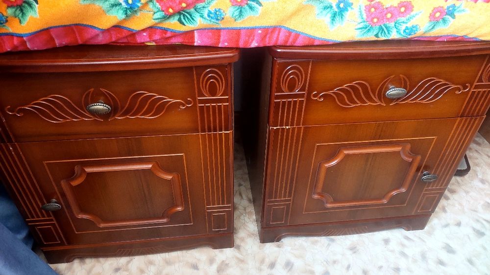 Спальный гарнитур