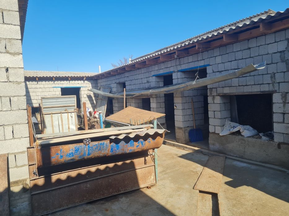 Үлкен үй сатылады