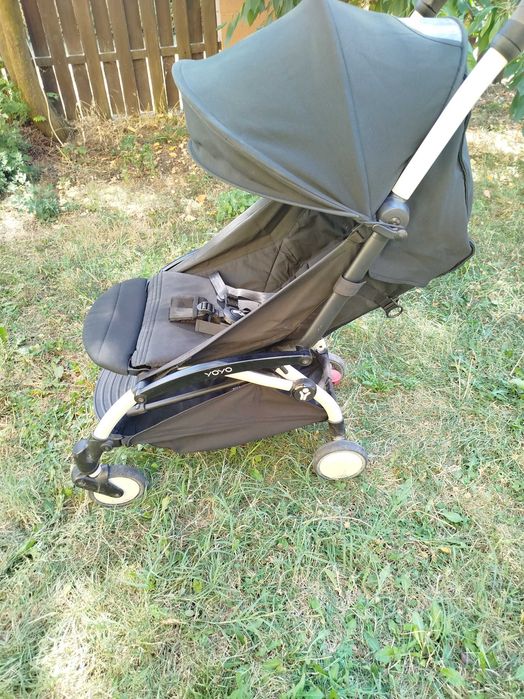 Cărucior Babyzen Yoyo2 cu extensie suport picioare