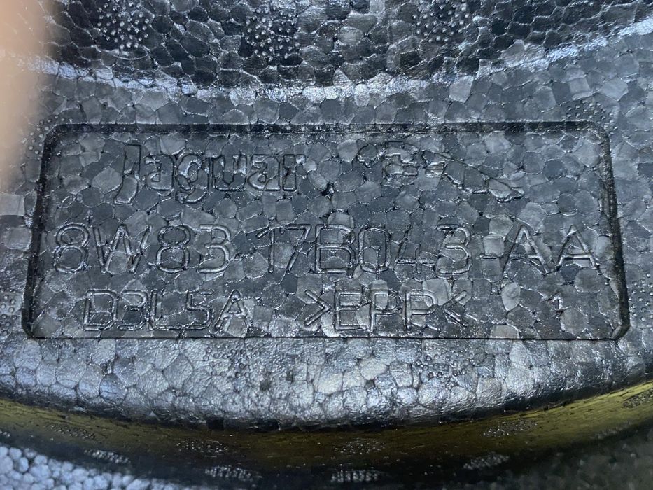 Cric auto + cheie prezoane OEM Original Jaguar XF X250 3.0d 2008 -2015