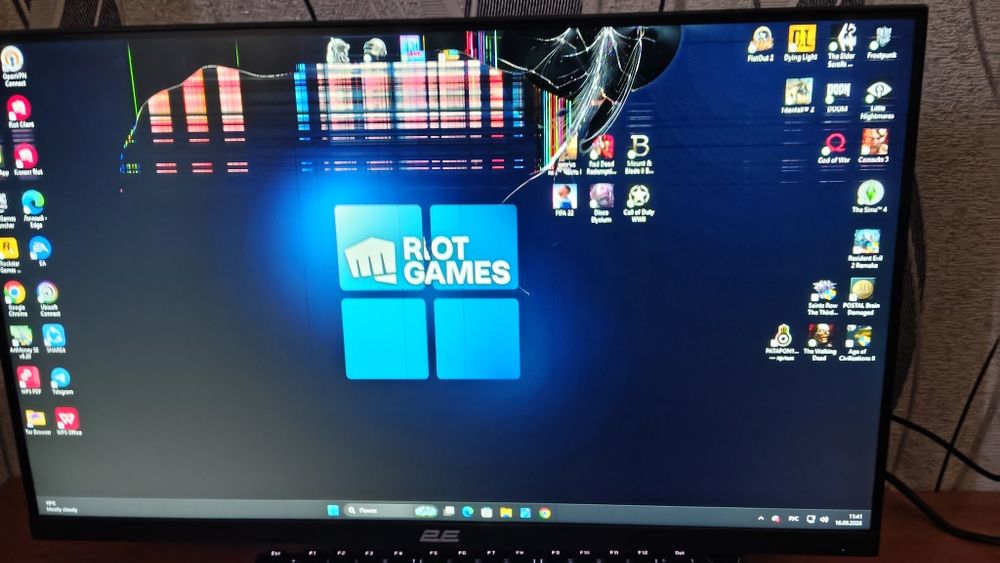 Монитор 23.8" 2E Gaming G2423B, Black, IPS с трещиной
