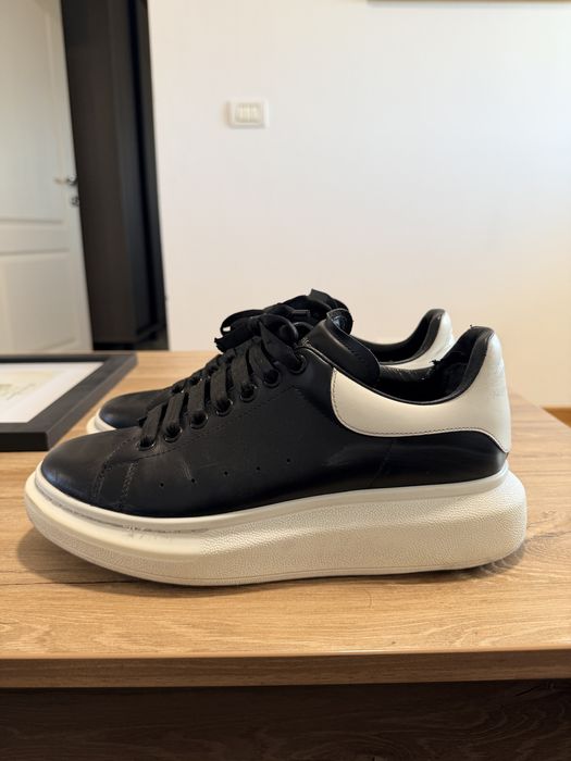 Alexander Mcqueen