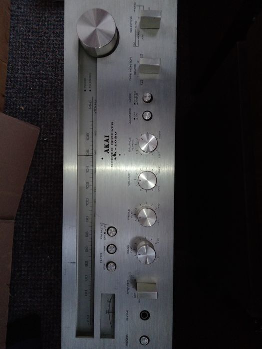 Amplificator Akai aa-1020-defect