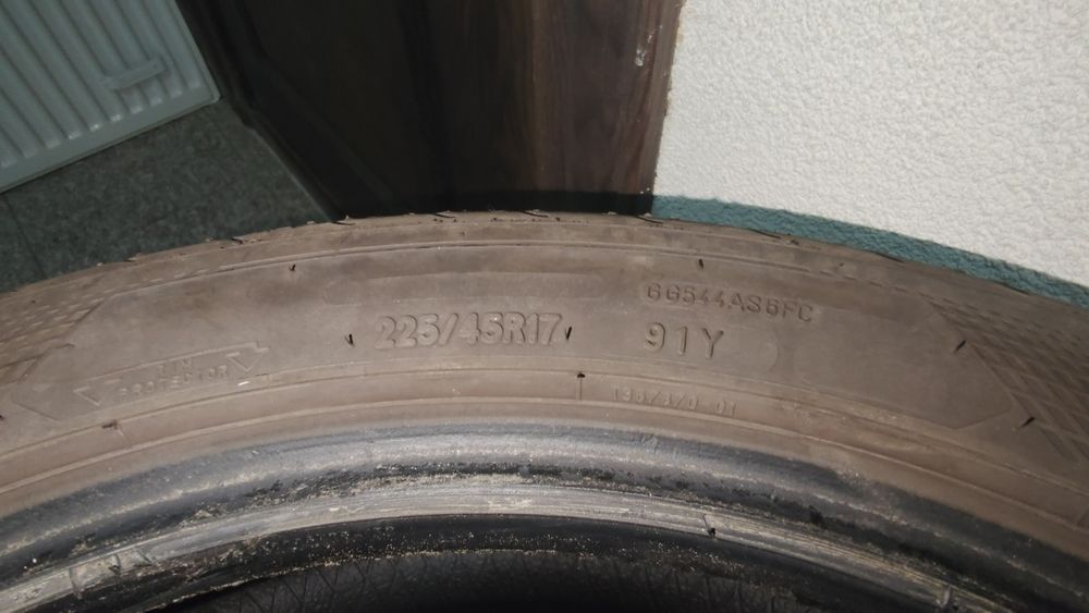 Vând 3 anvelope de vara Goodyear Eagle F1 Asymmetric 6 225/45R17 91Y