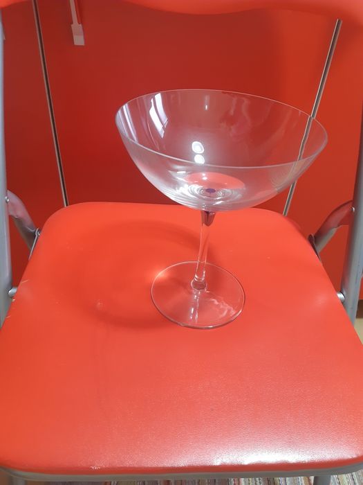 6 buc. Pahare mari cu picior gen cupa