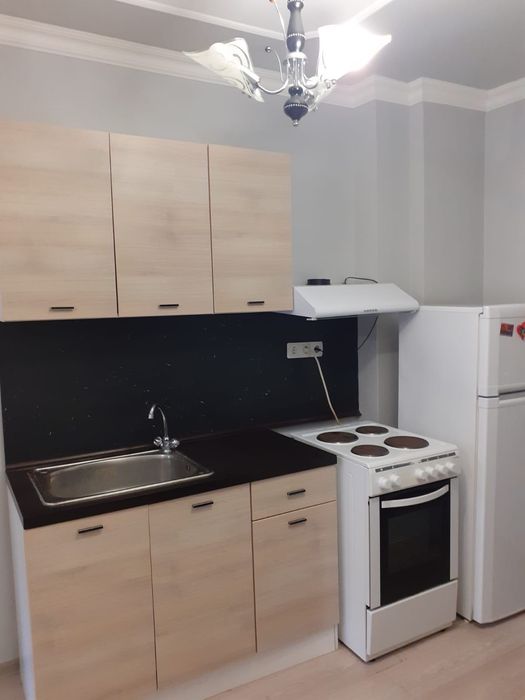 Дава се под наем Тристаен апартамент в Пловдив, Южен - 100 кв.м за 443.7 € - Снимка #4