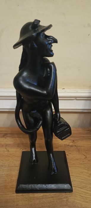 Продажа статуэтки