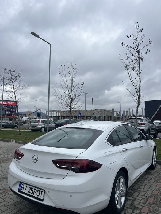 Opel Insignia Benzina