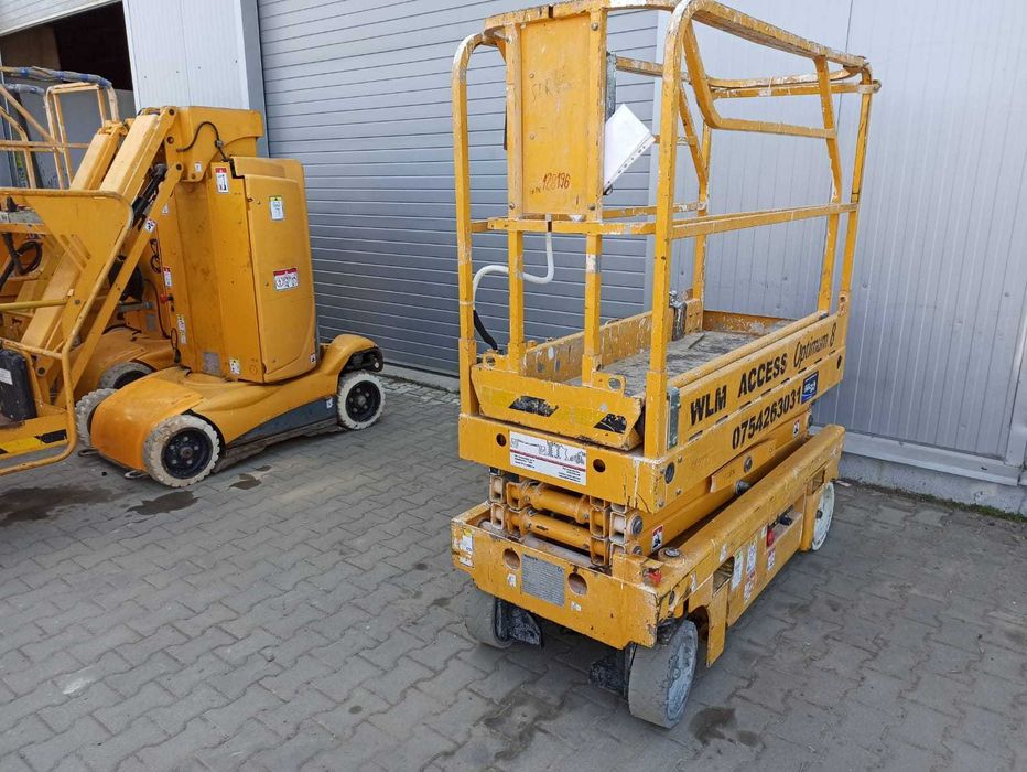 Nacela electrica de tip foarfeca Haulotte Optimum 8