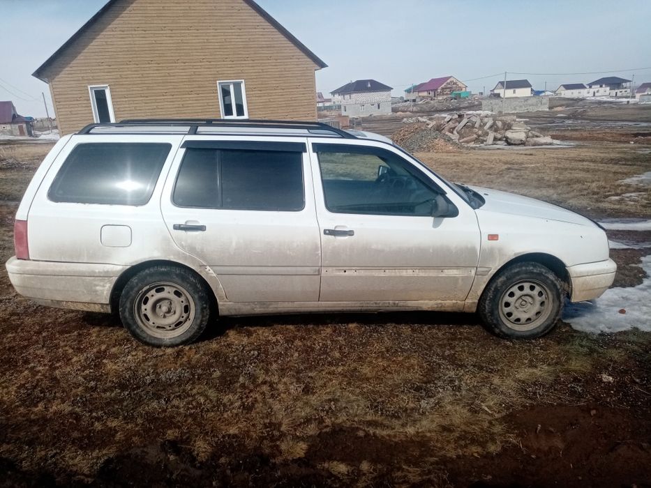 Продам машину Гольф 3 1.8