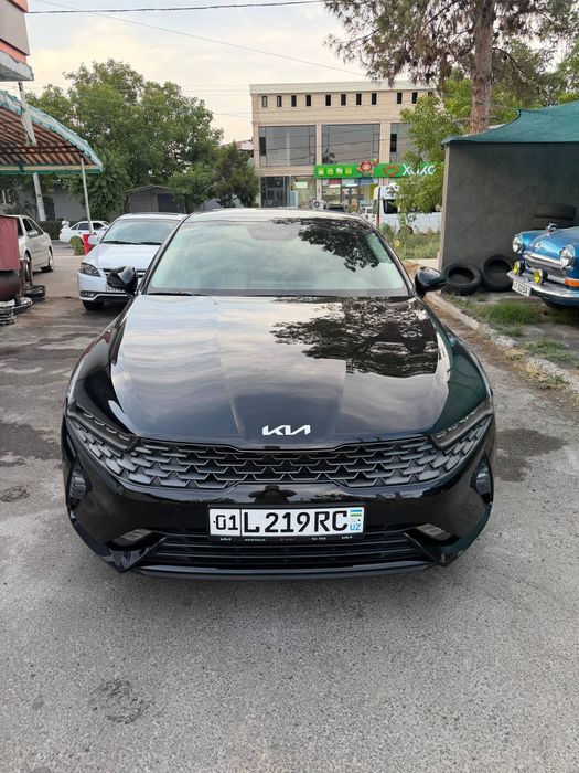 Sroʻchne sotladi KIA K5