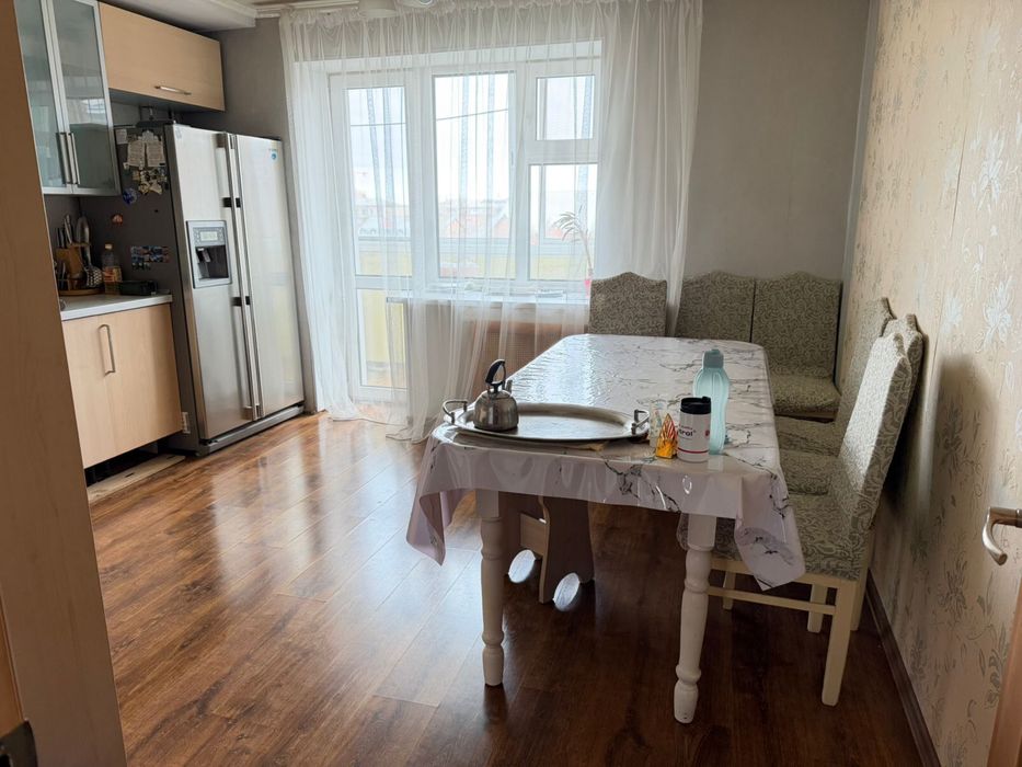 Сдам 3 комнотную квартиру