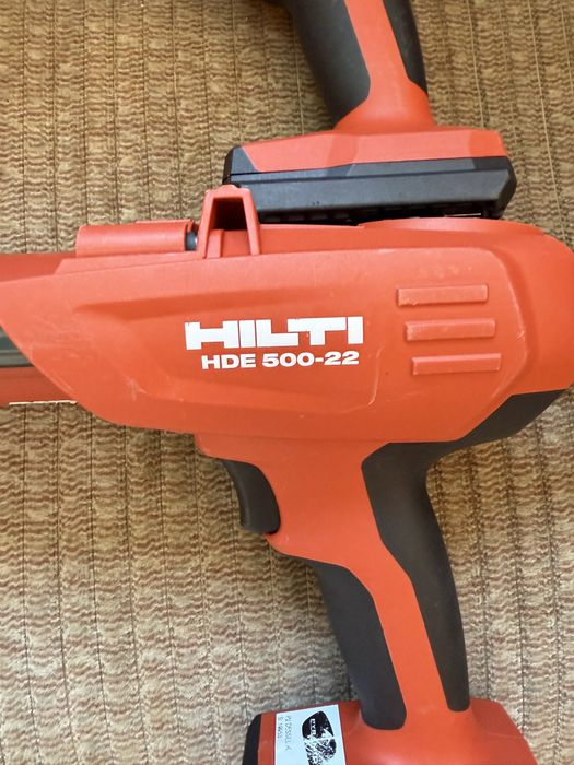 Pistol de siliconat bicomponent HILTI