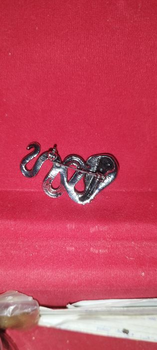 Брошь оригинальная