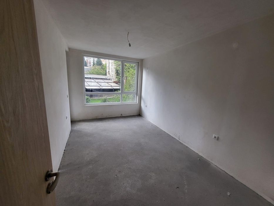 Продава се Тристаен апартамент в Стара Загора, Три чучура - север - 89 кв.м за 1057 €/кв.м - Снимка #1