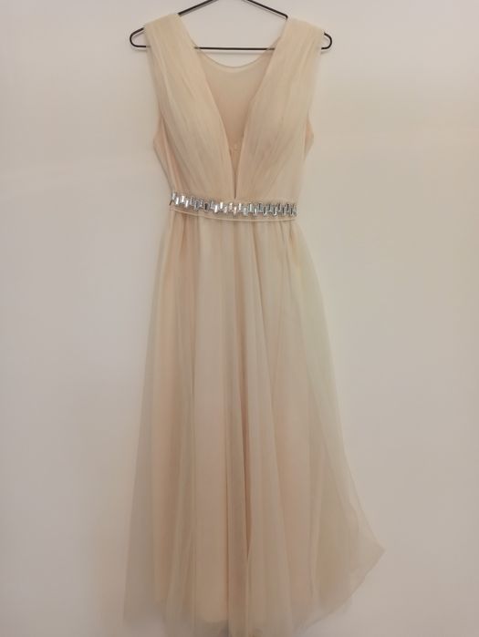 Rochie crem de seară