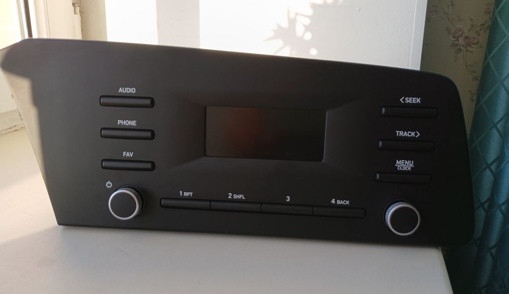 Продам автомагнитола