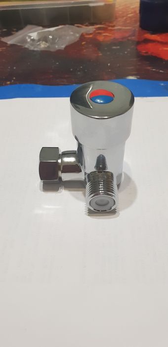 Продам не дорого НОВЫЙ смеситель для душа
