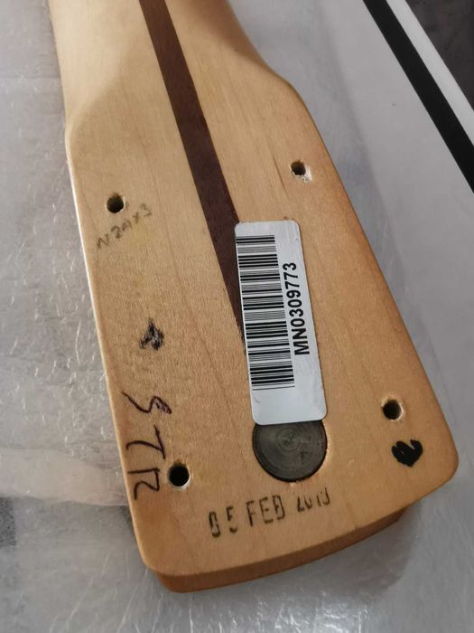 Fender Stratocaster грифове